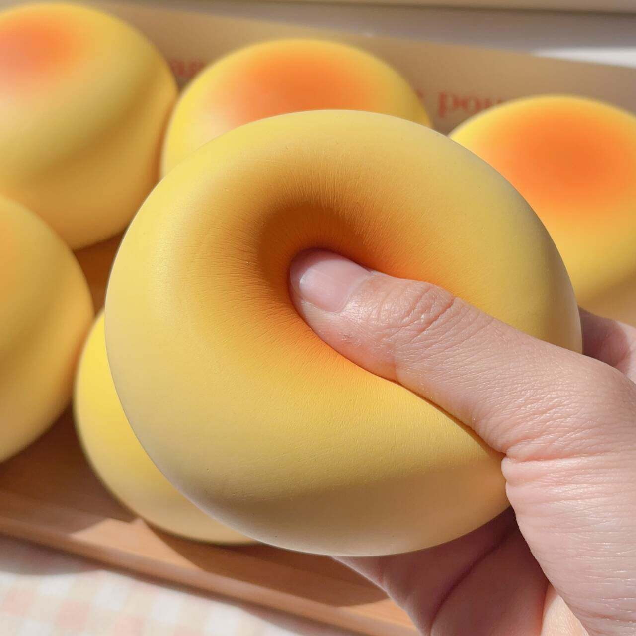 Simulation Milk bread Squeeze  - đánh giá và giá Health Wellness Product